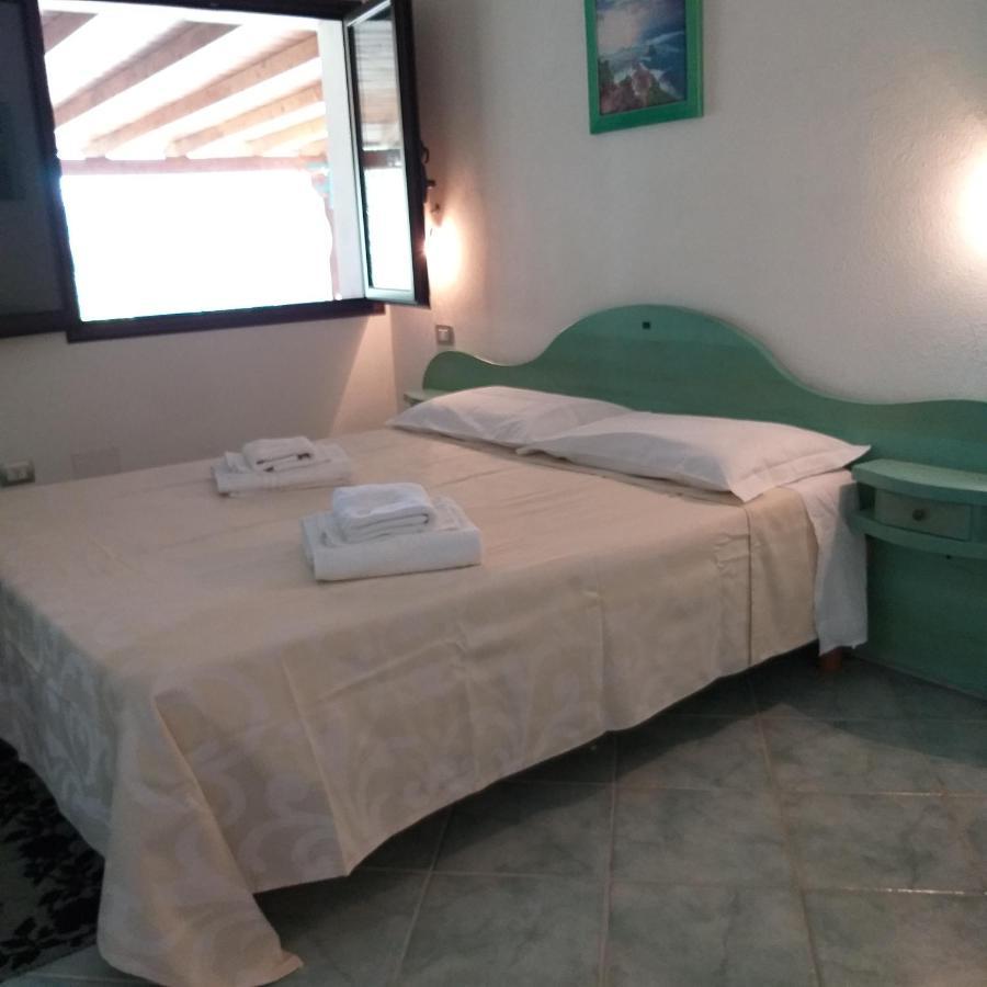 Loculi Agriturismo Funtan'Arva מראה חיצוני תמונה