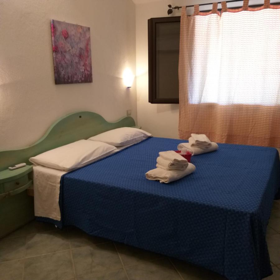 Loculi Agriturismo Funtan'Arva מראה חיצוני תמונה
