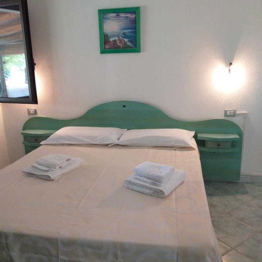 Loculi Agriturismo Funtan'Arva מראה חיצוני תמונה