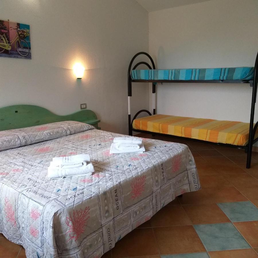 Loculi Agriturismo Funtan'Arva מראה חיצוני תמונה